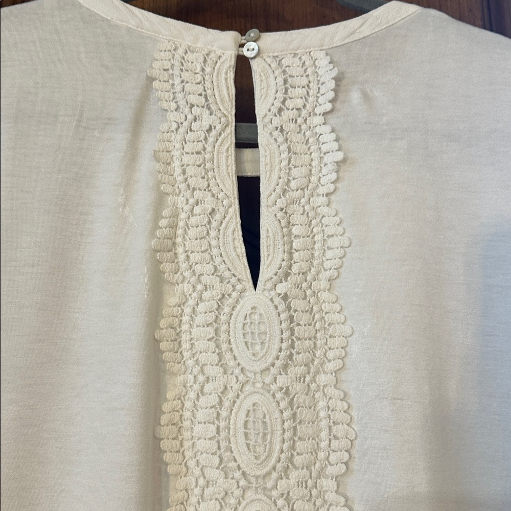 Romantic Like NEW Ivory White Pale Sky Keyhole Crochet Embroidered Lace Blouse M - Picture 8 of 12